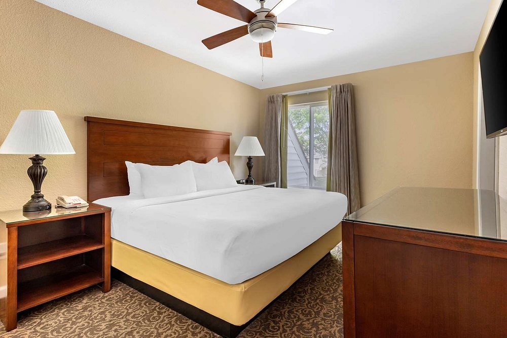 hilton pow3