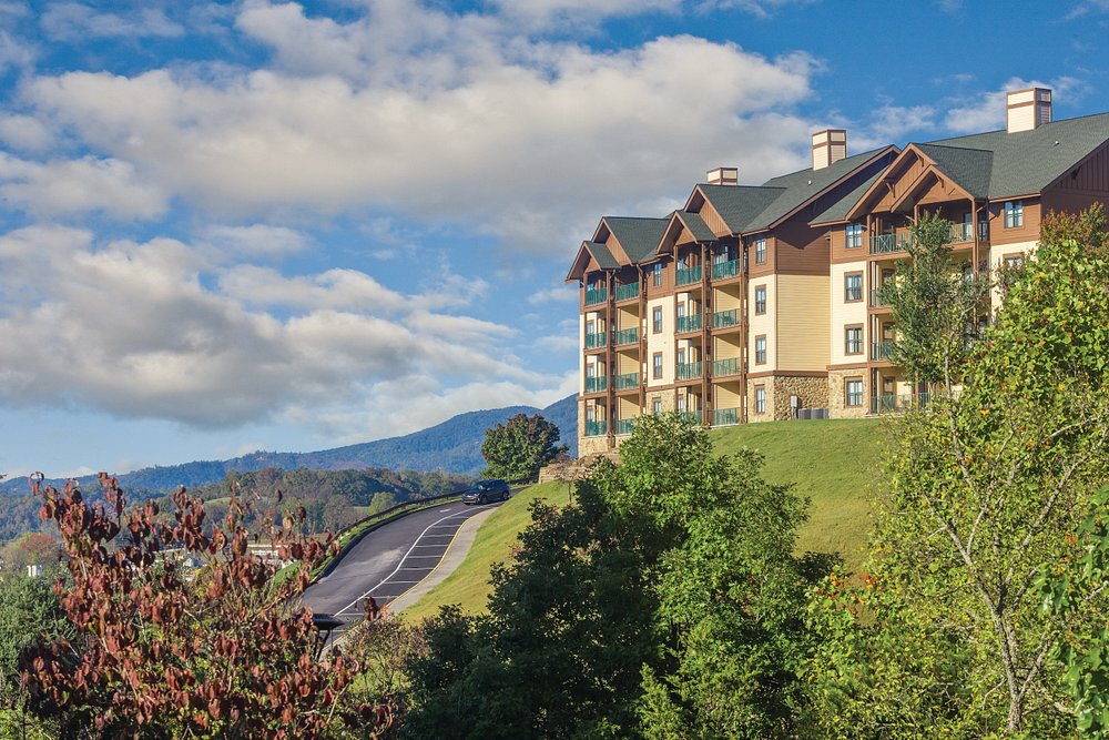 wyndham smoky5