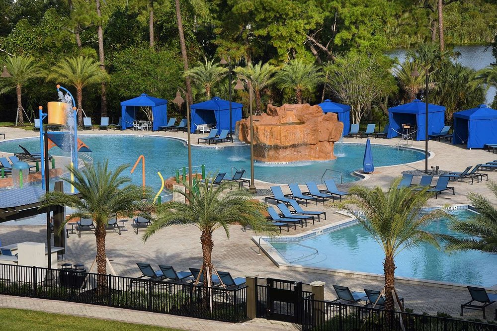 Wyndham Lake Buena Vista5