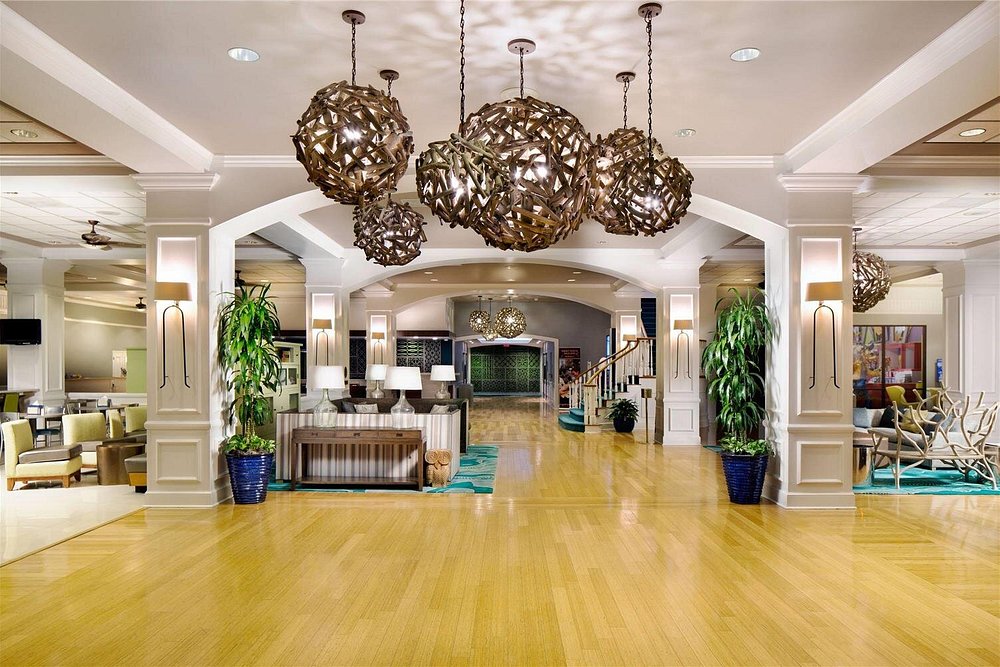 Wyndham Lake Buena Vista6